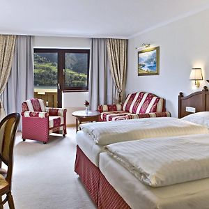 Junior Suite Balcony Lake View